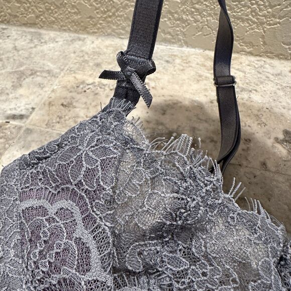 Victoria's Secret Dream Angels Push-Up Without Padding Grey Lace Bra 32A - Picture 3 of 9